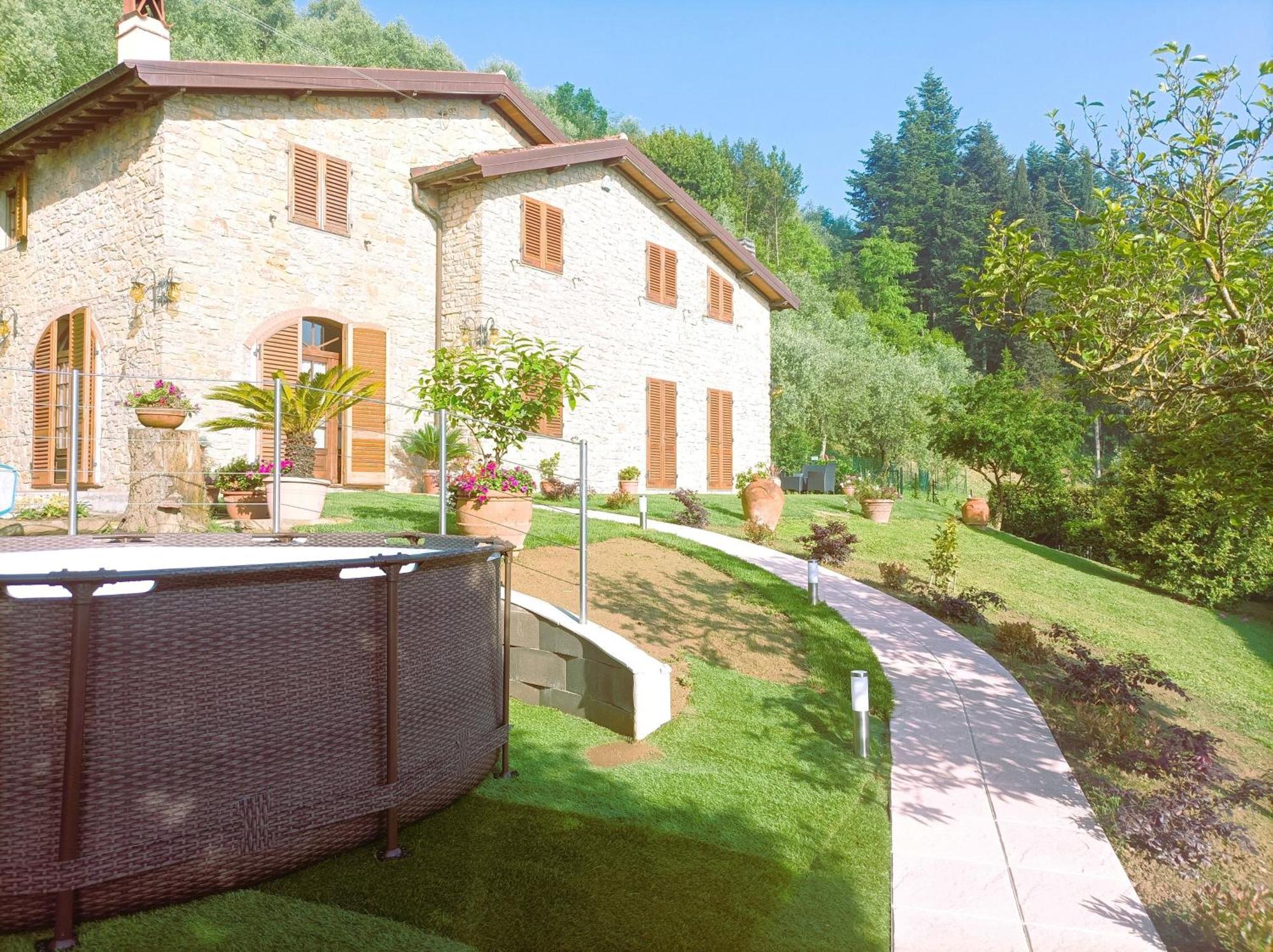 Villa Camelia Tuscany Pescia Exterior photo